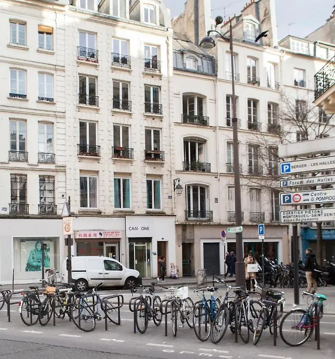 Club246 Paris Saint Martin-1